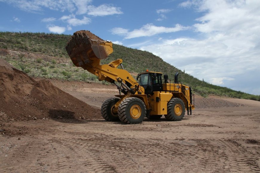 Faster and more productive, the electric drive Cat® 988K XE Wheel Loader features technology and efficiency updates